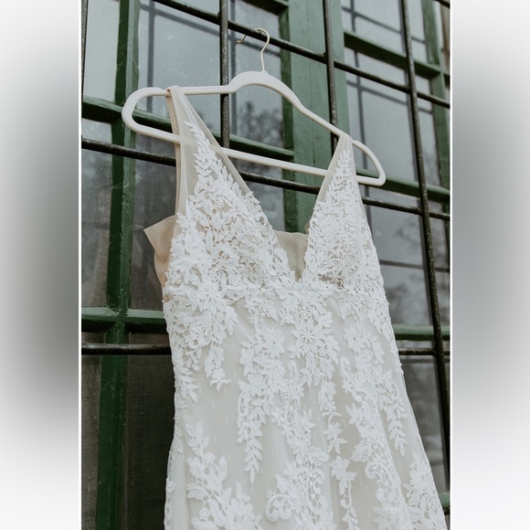 Anthropologie Watters KALIE Gown - Picture 2 of 6